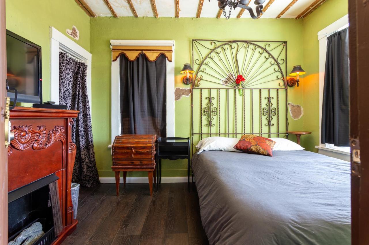 Magical, Unique At Boho Restaurant&bar Villa